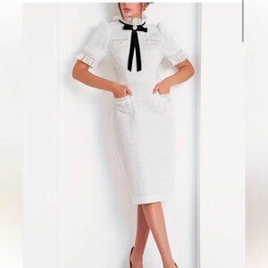 NWOT Elegant Pleated Pearl Trim Velvet Bow Design Midi Dress, Size M